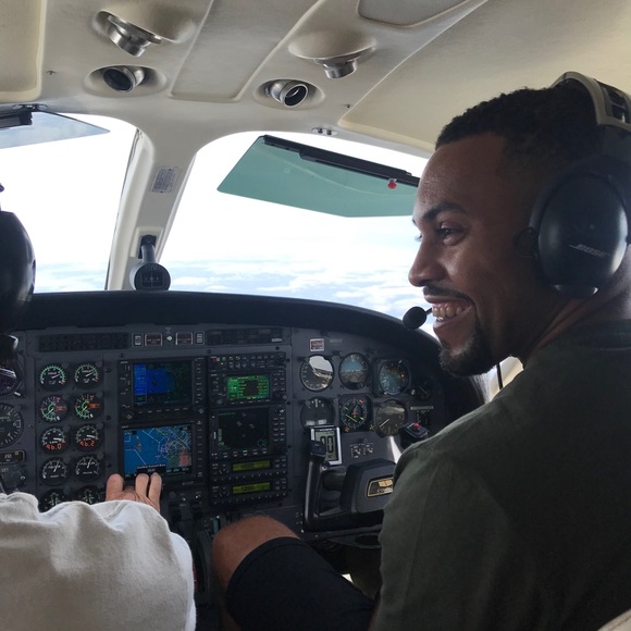 Meet your Posher, Dwan - Picture 1 of 1